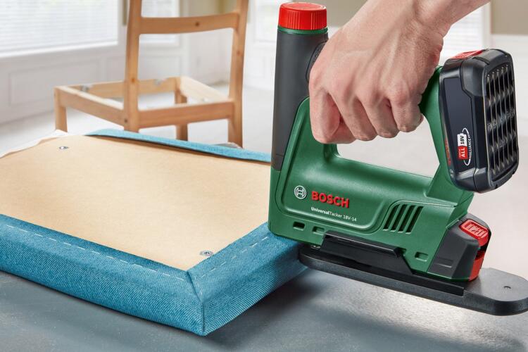 Bosch UniversalTacker 18V- Tacker