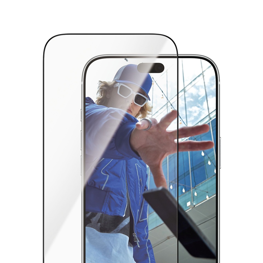 PanzerGlass Displays. iP 17/18 pro Max Ultra Wide FastFit Box